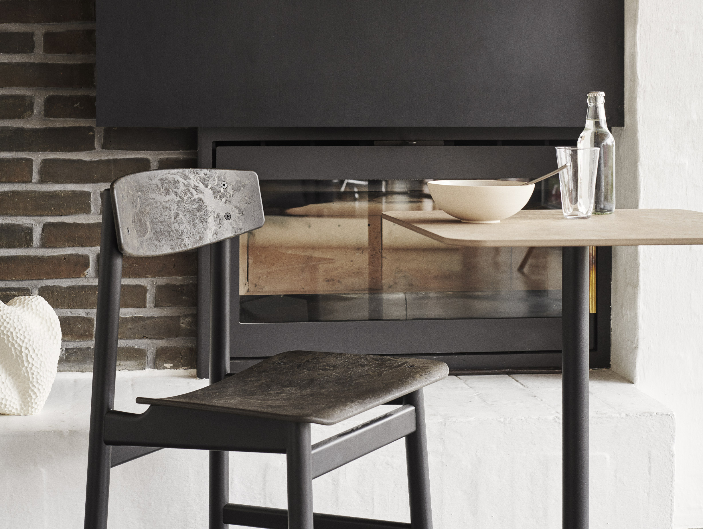 Mater borge mogensen conscious chair 3162 black beech coffee waste black lifestyle3