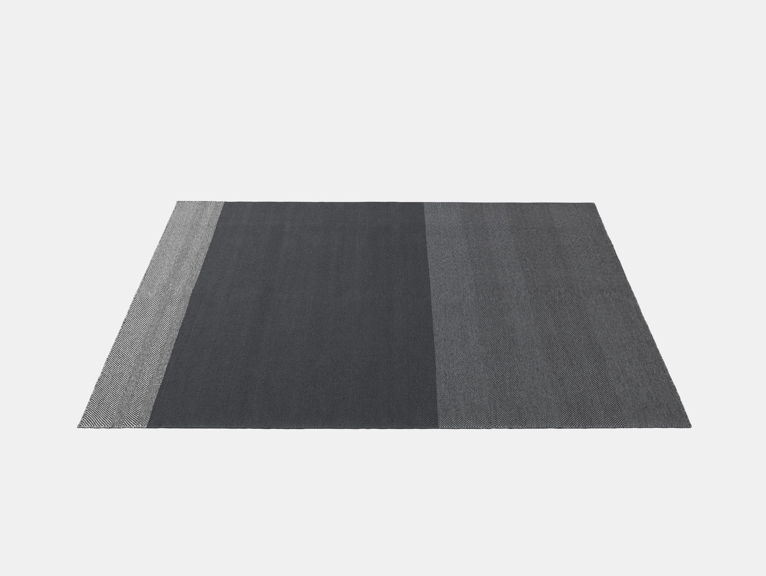 Muuto Varjo Rug dark grey Tina Ratzer