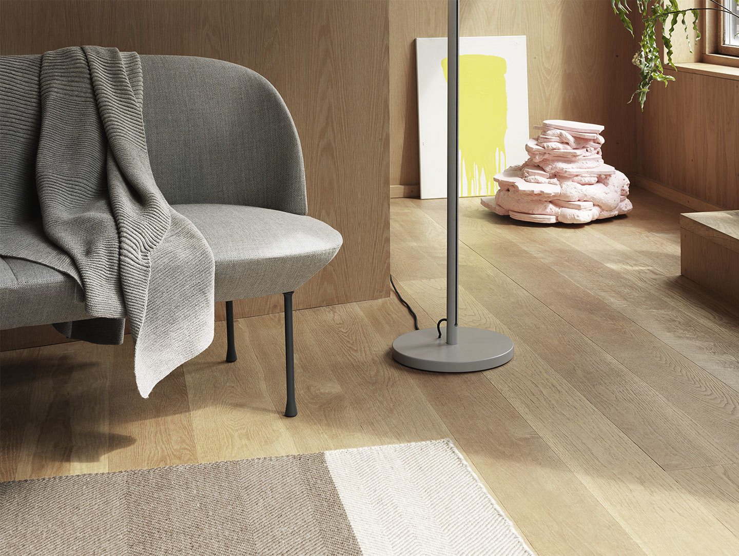 Muuto pull floor lamp grey oslo sofa fiord 151 varjo rug