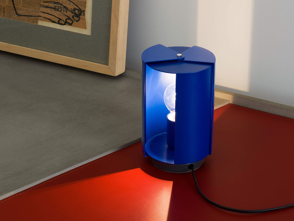 Nemo Pivotante a Poser blue 2