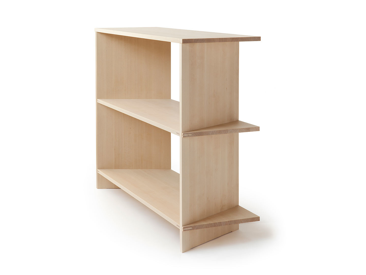 Nikari Arte Osa 3 shelves end detail Alfredo Haberli