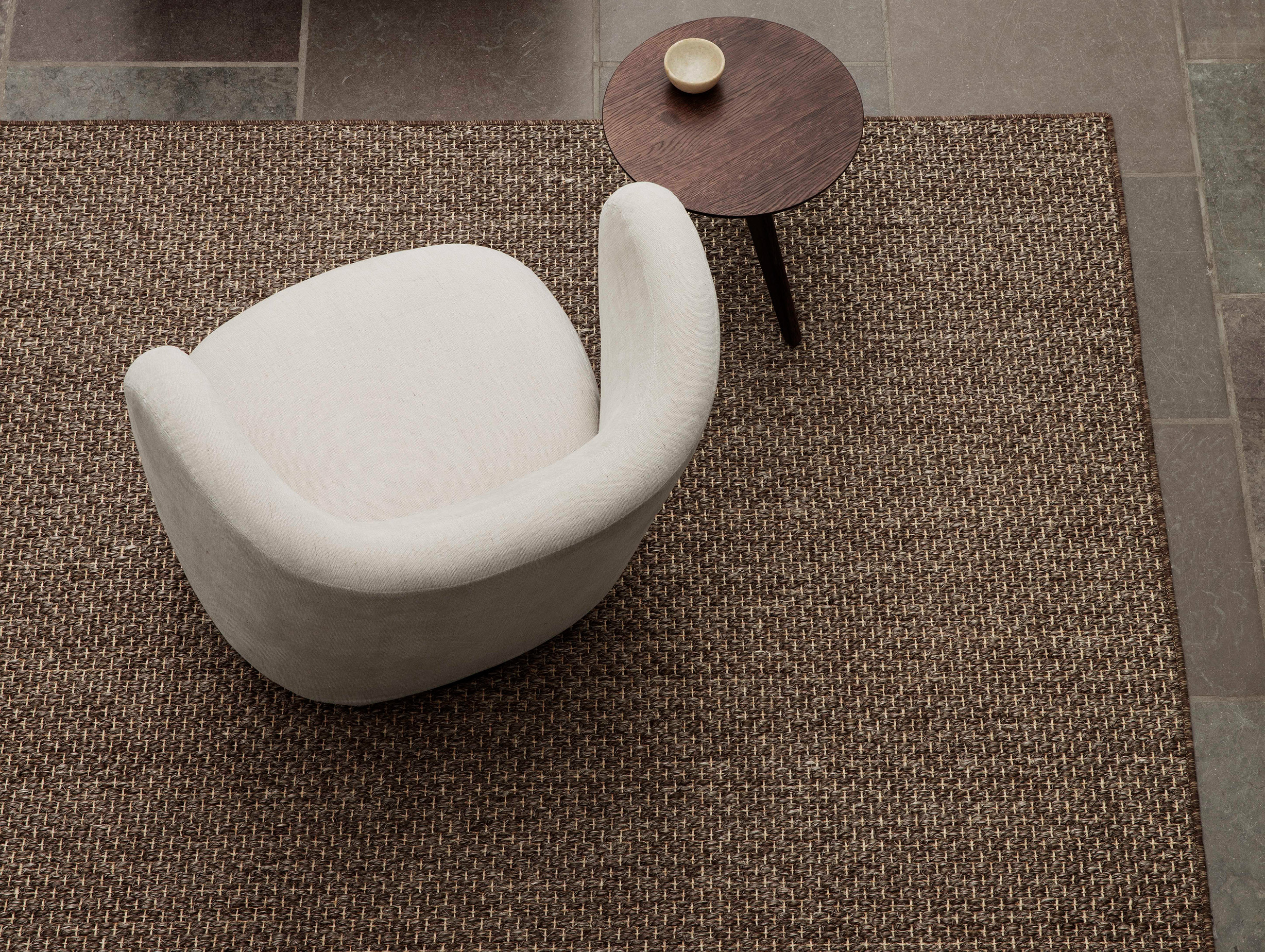 Norr11 kristian sofus hansen tommy hyldahl little big lounge chair lifestyle5