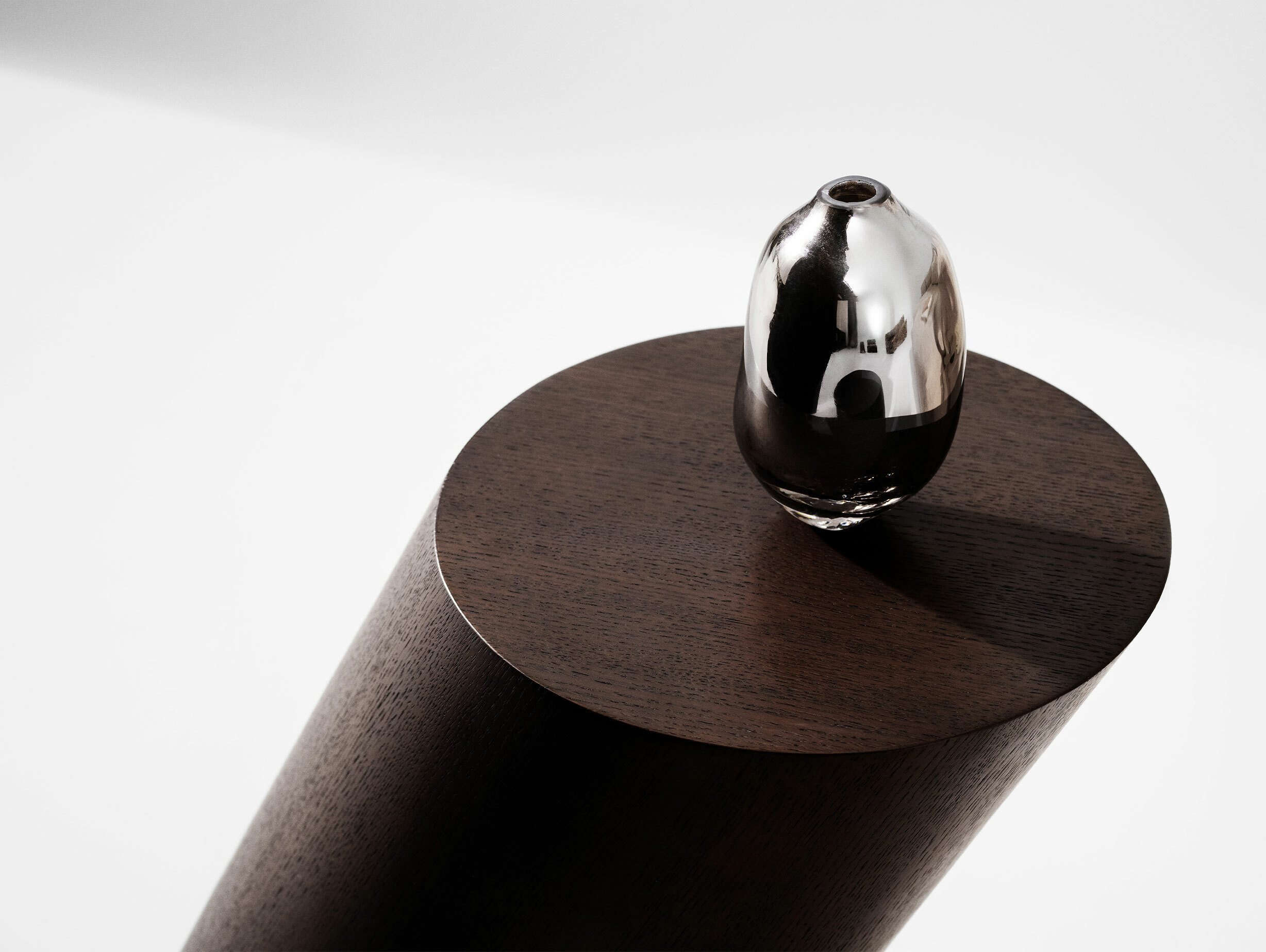 Norr11 tilt coffee table oak story 1