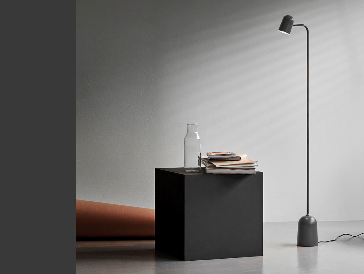 Northern lighting Buddy floor light dark grey 2 Mads Saetter Lassen