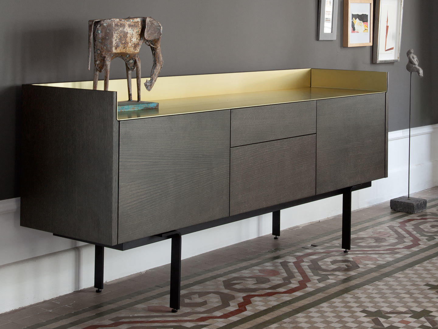 Punt Stockholm Sideboard STH312 grey oak gold top 2 Mario Ruiz
