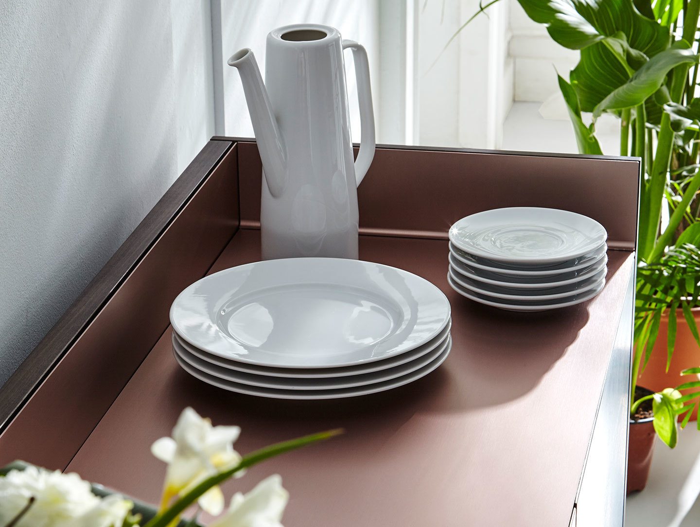 Punt Stockholm Sideboard STH312 pink top detail Mario Ruiz