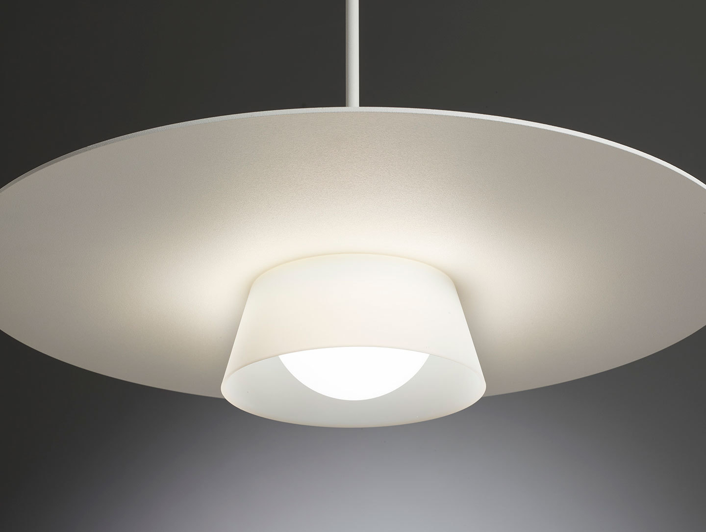 Terence Woodgate Sum Pendant Light white detail