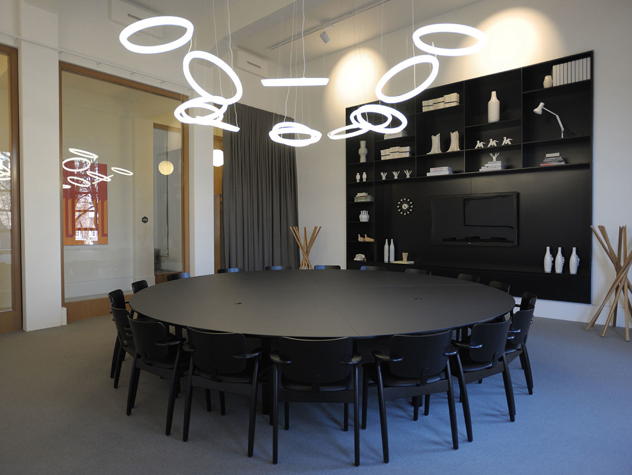 Vibia Halo Circular Pendant group 3 Martin Azua