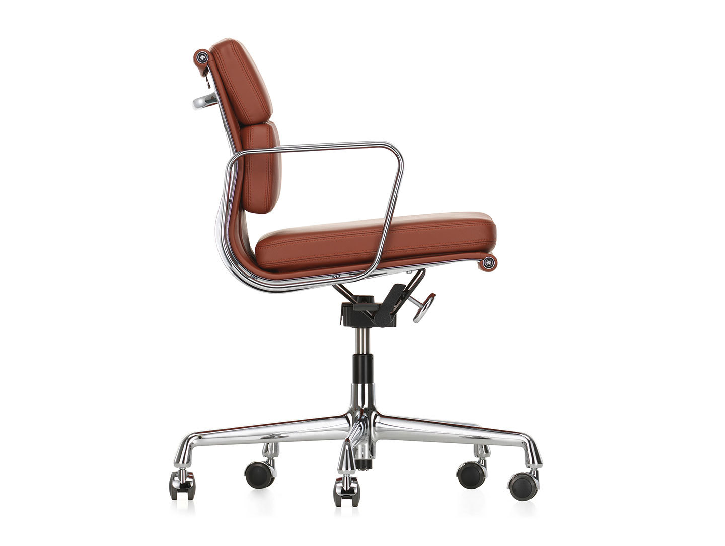 Vitra EA217 Soft Pad Group Chair polished alu brandy Eames side