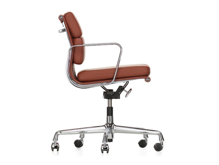 Vitra EA217 Soft Pad Group Chair polished alu brandy Eames side