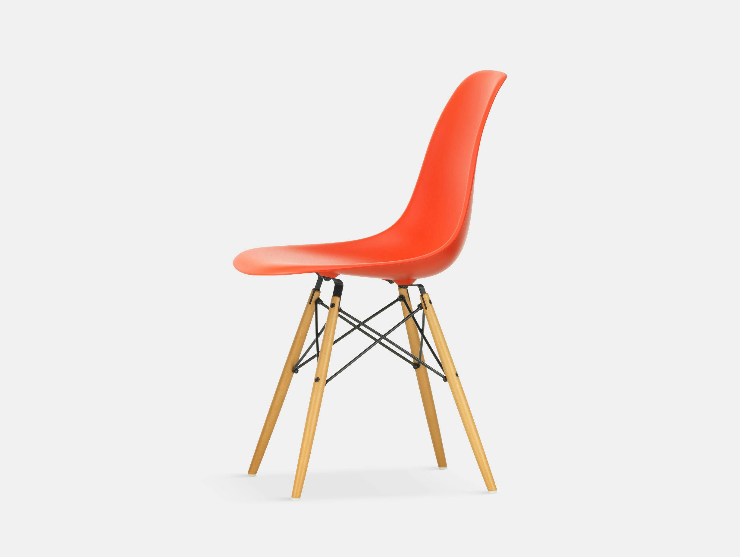 Vitra Eames DSW Plastic Side Chair poppy red golden maple legs