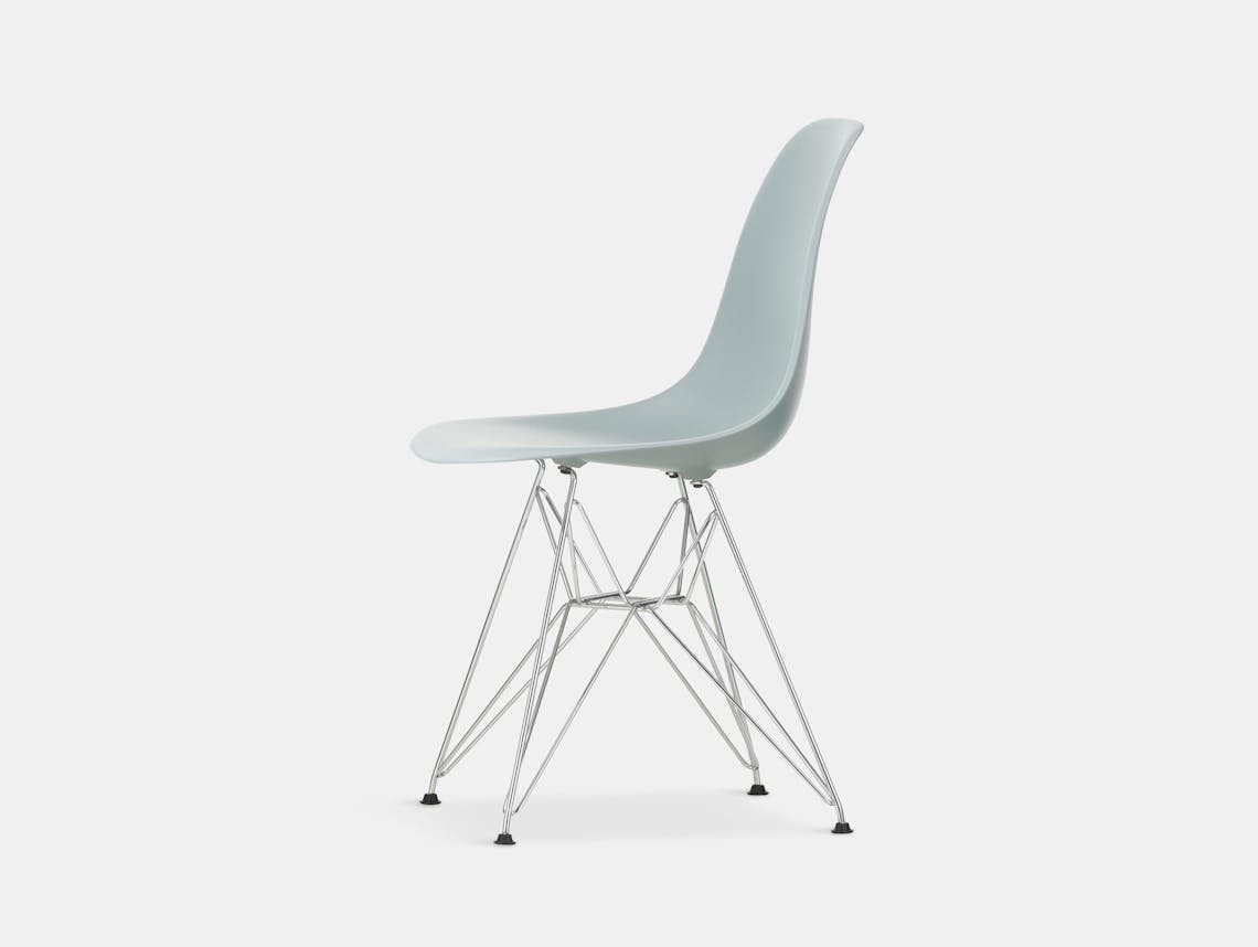 Vitra Eames Plastic Side Chair DSR light grey chrome legs