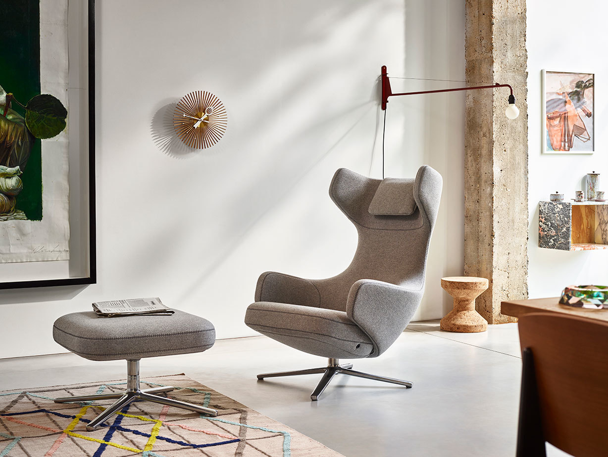 Vitra Grand Repos and Ottoman 2