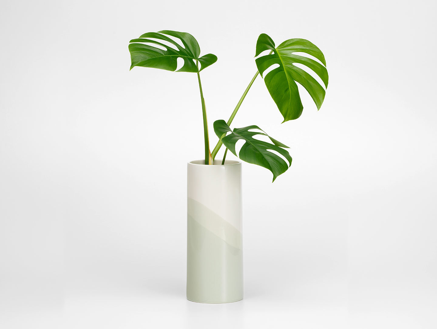 Vitra Herringbone Plain Vase Sand 2 Raw Edges