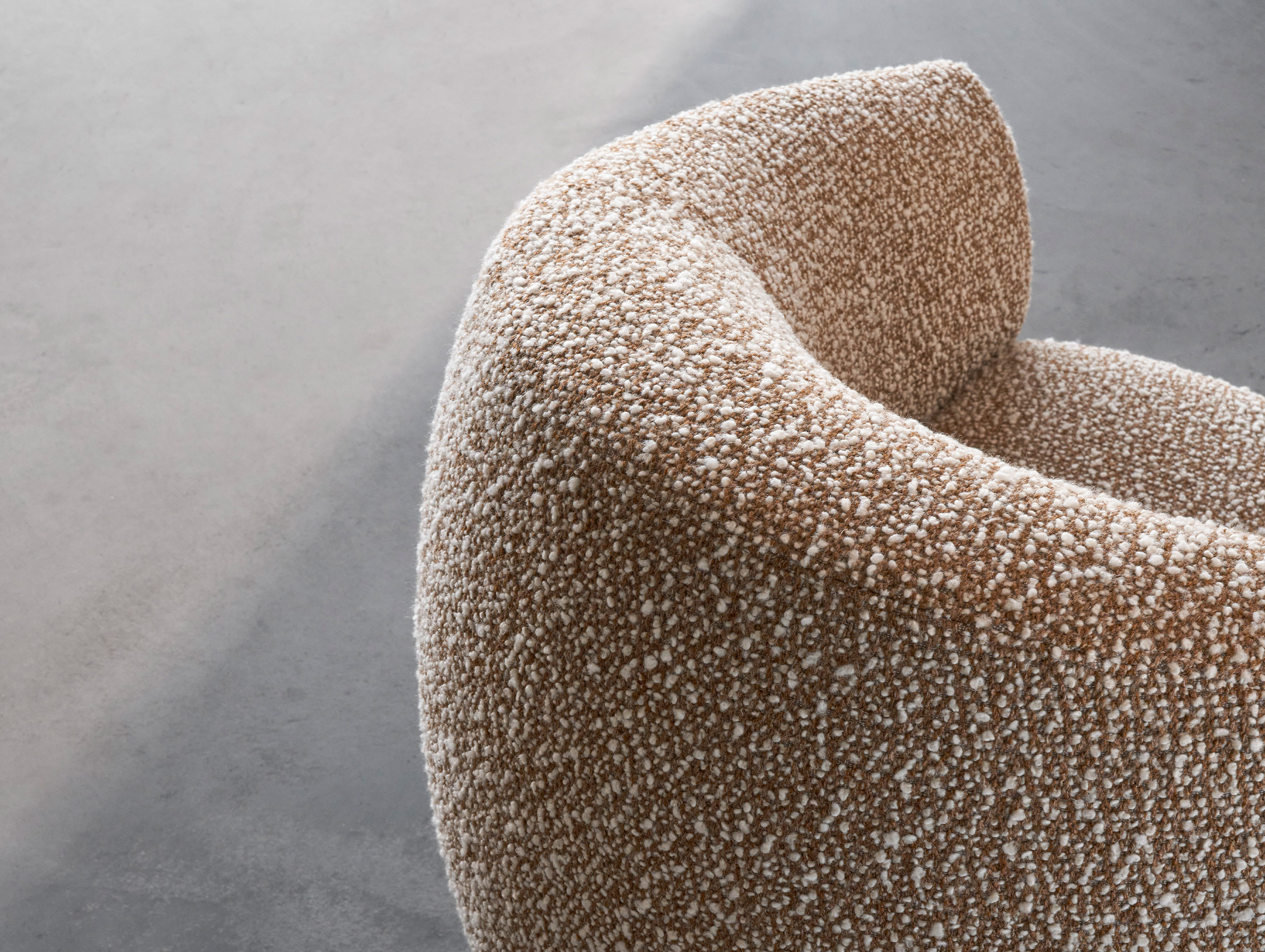 Wendelbo sarah rousselle lobby lounge chair lifestyle2