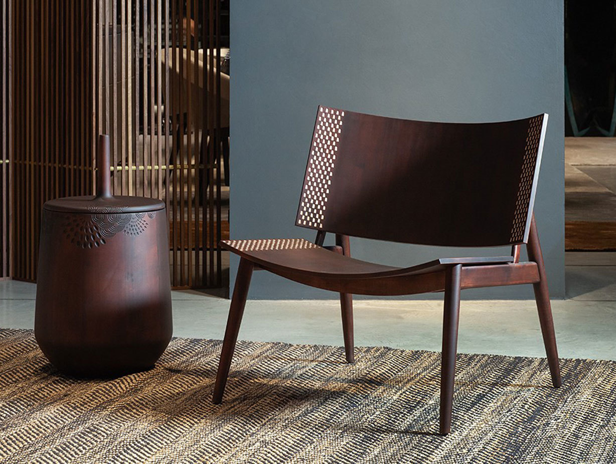 Zanat Dama T Lounge Chair Walnut
