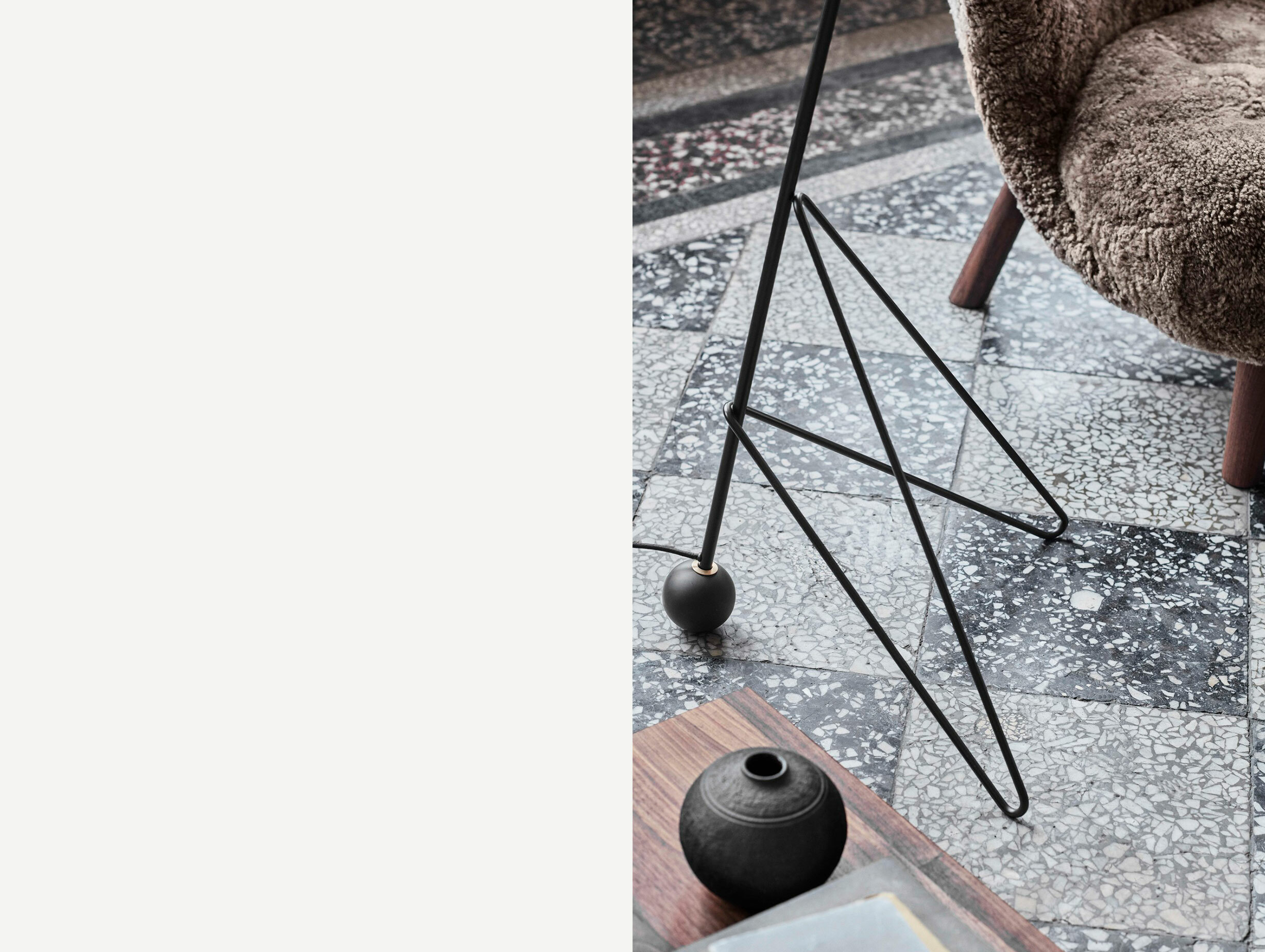 Tradition Hvidt Mølgaard Tripod HM8 Floor Lamp Lifestyle 2