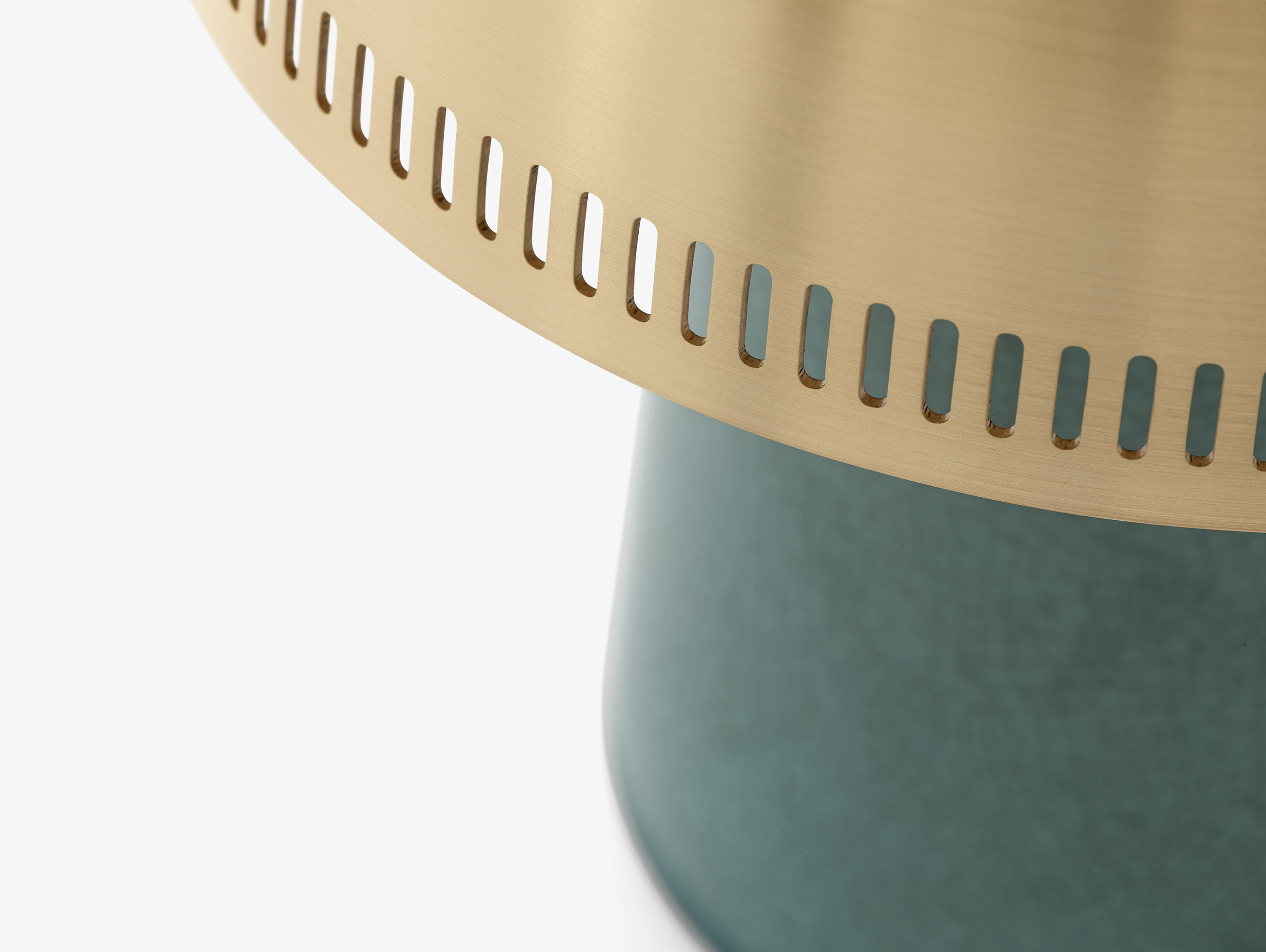 Tradition Sebastian Herkner Raku SH8 Lifestyle 4