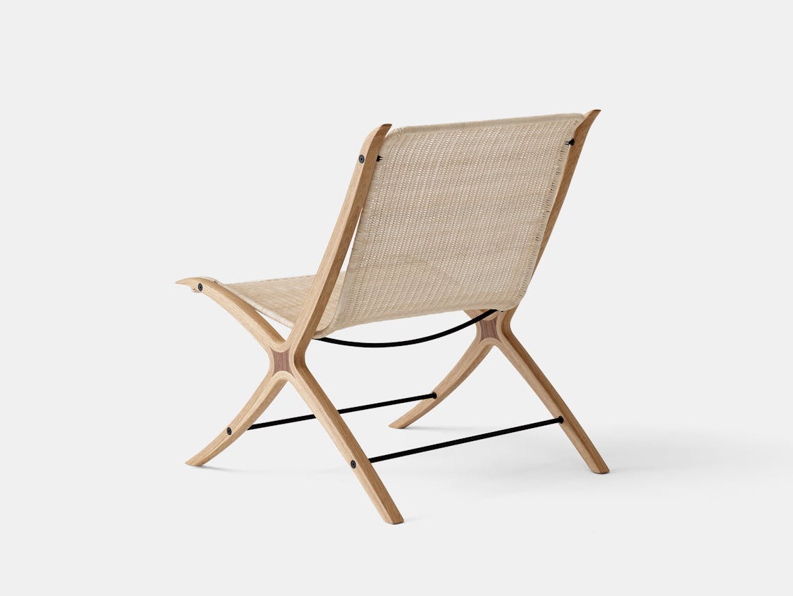 And tradition x lounge chair hm10 oak walnut3