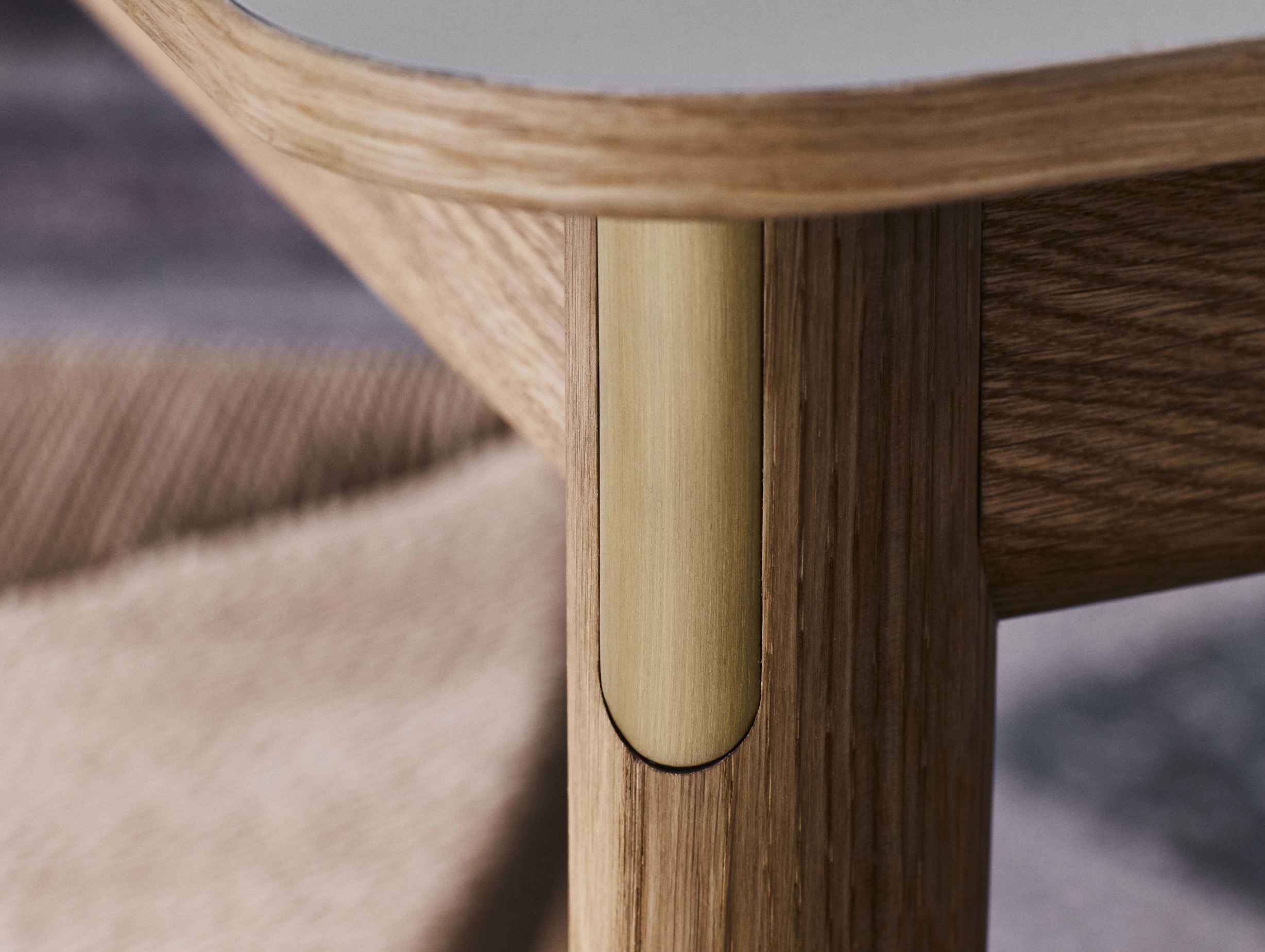 Andtradition hee welling patch table hw1 lifestyle 3