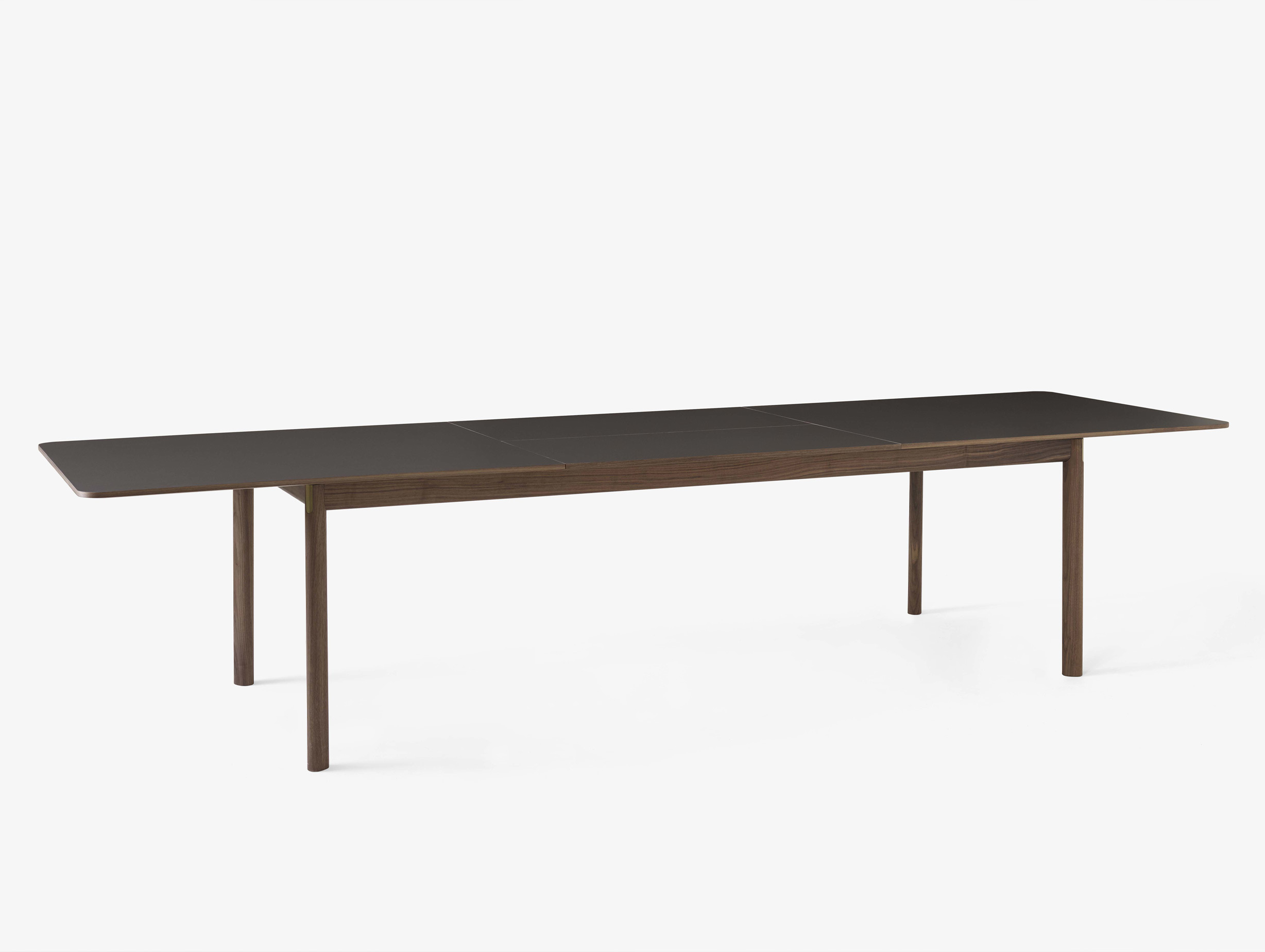 Andtradition hee welling patch table hw1 lifestyle 6