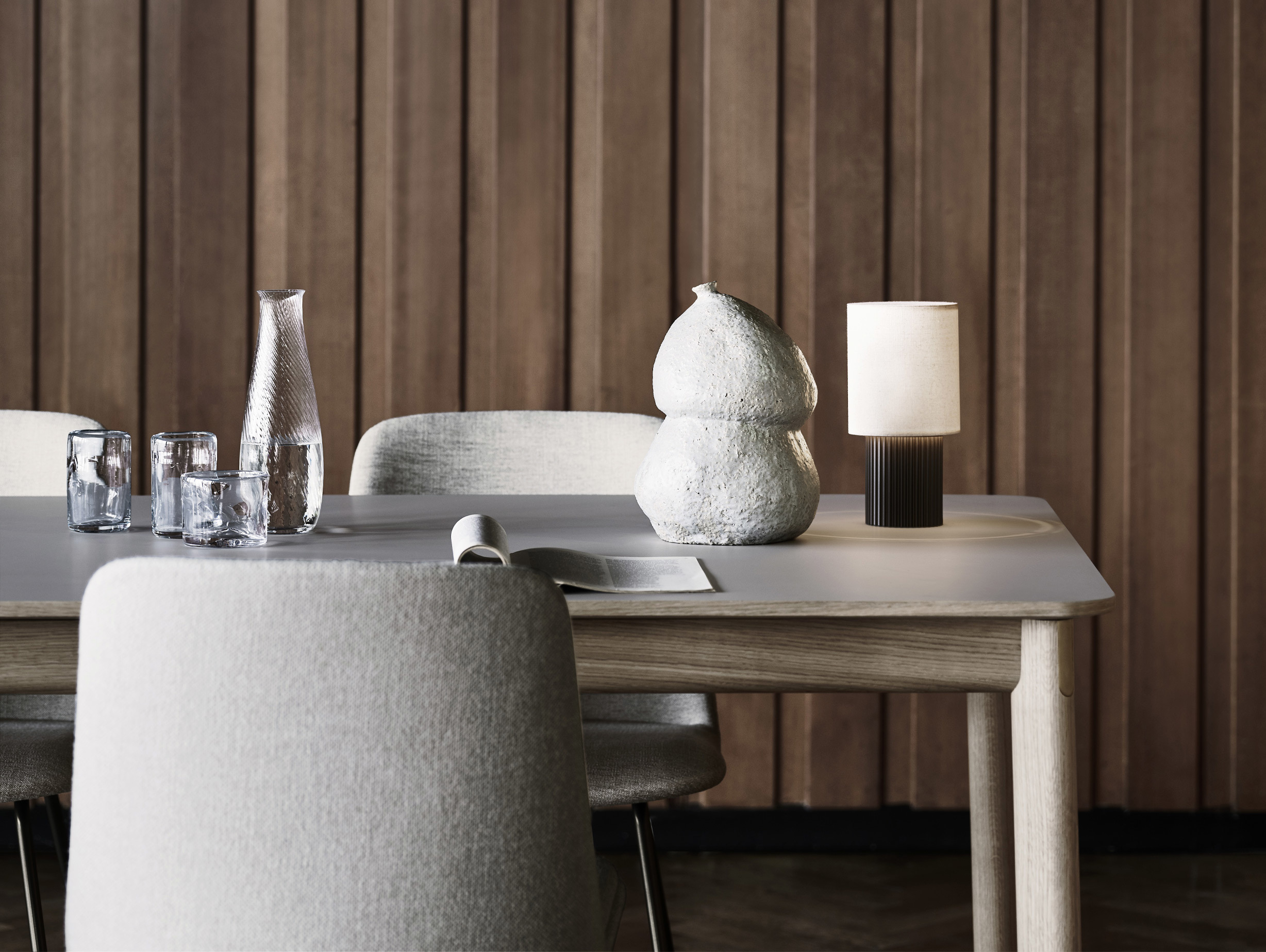 Andtradition hee welling patch table hw1 lifestyle 7