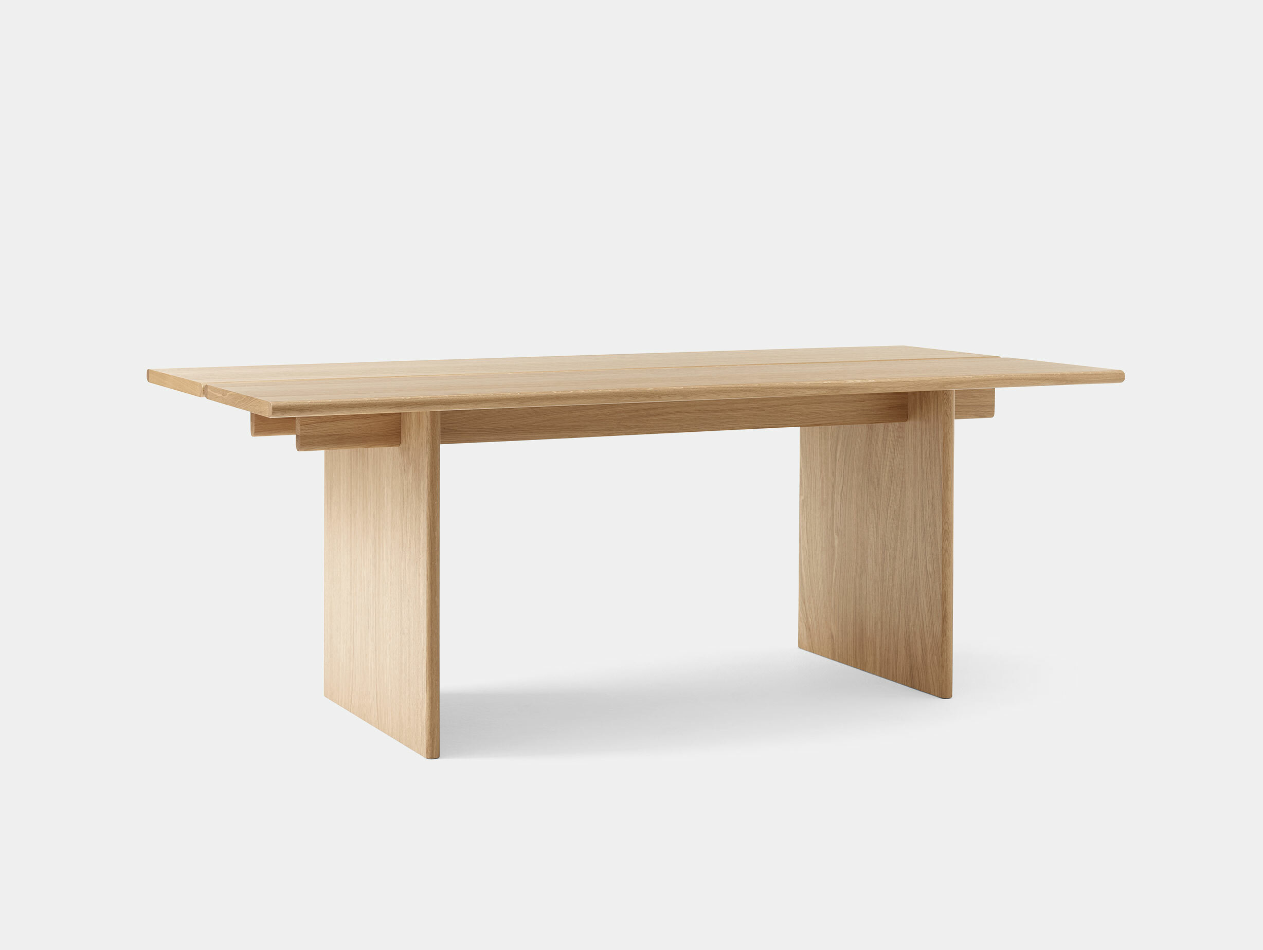 Andtradition oeostudio ita dining table OS1 veneer oak