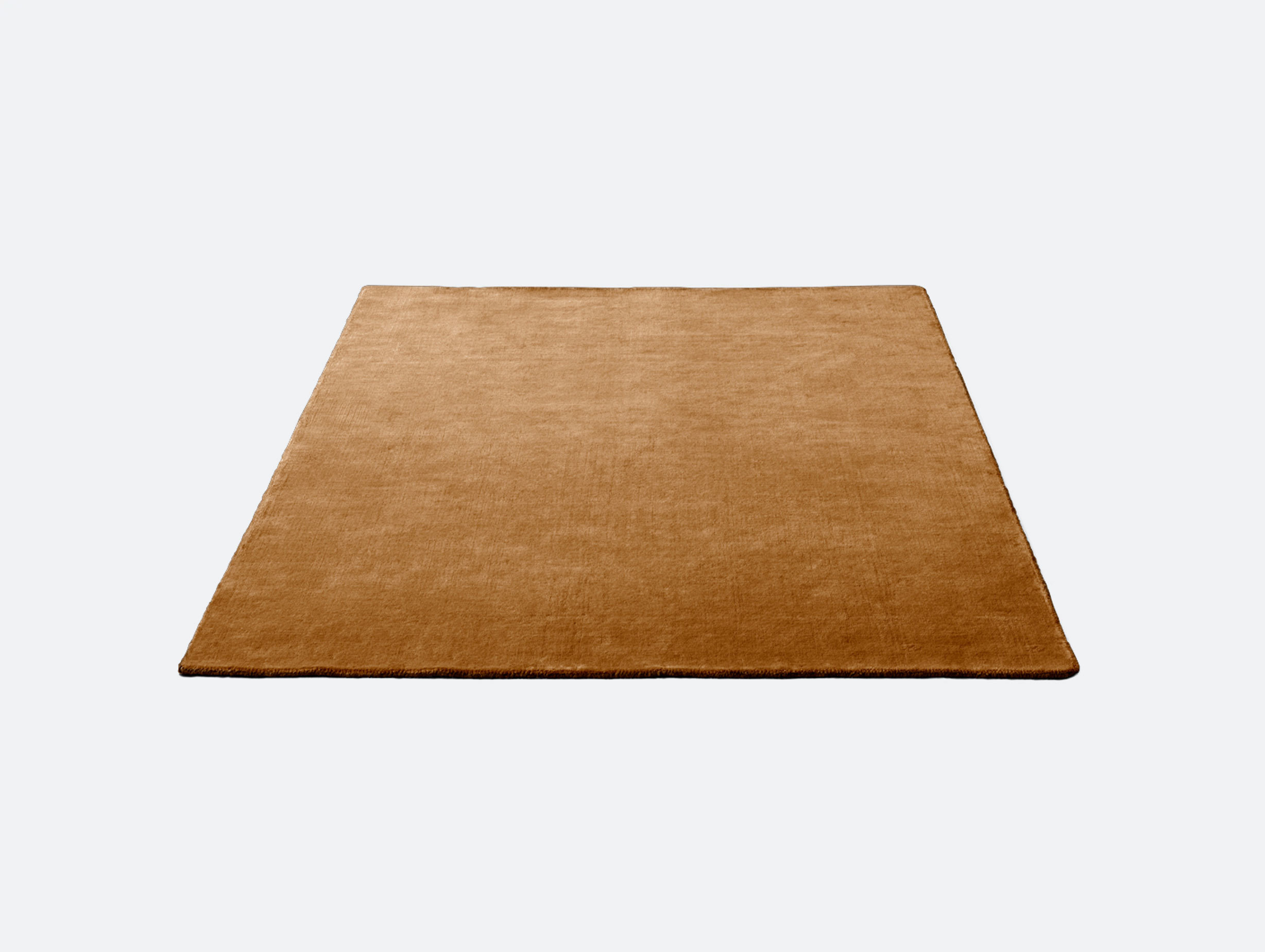 Andtradition the moor rug AP5 brown gold