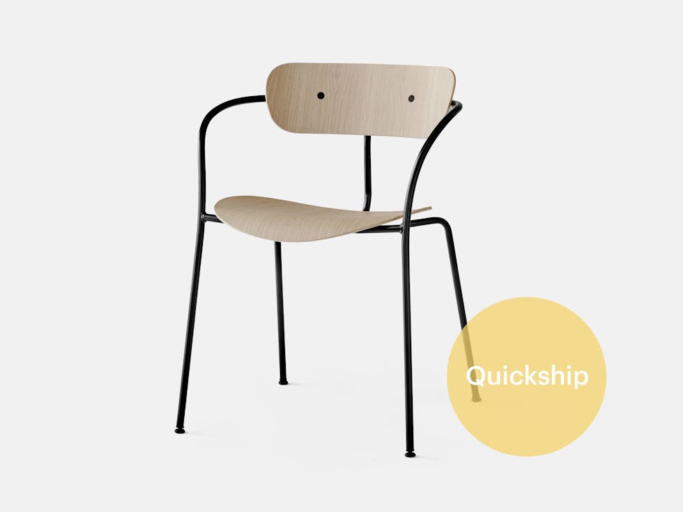 Quickship And Tradition Pavilion AV2 Armchair oak Anderssen Voll Quickship And Tradition Pavilion AV2 Armchair oak Anderssen Voll