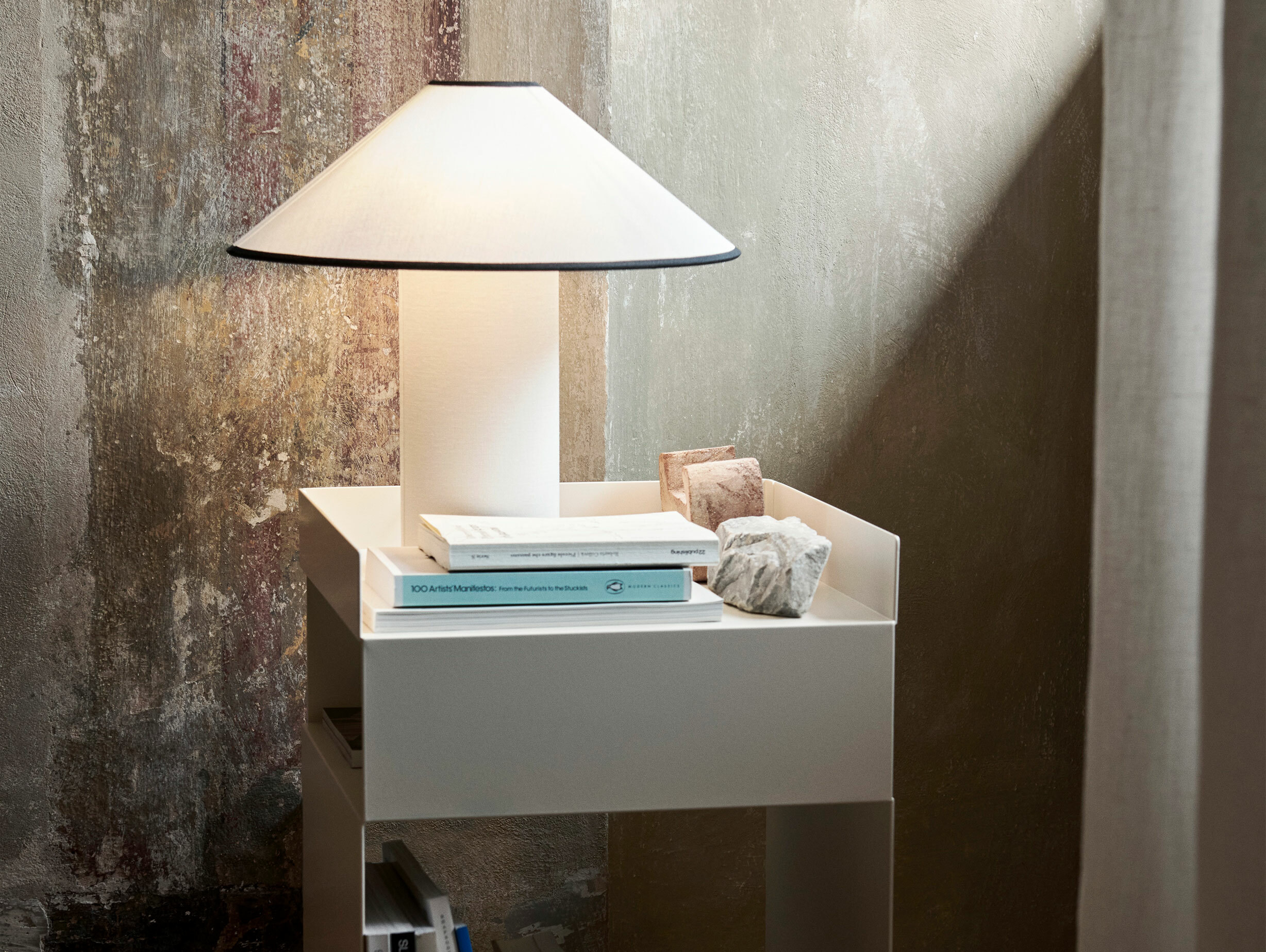 Andtradition colette atd6 table lamp ls 4
