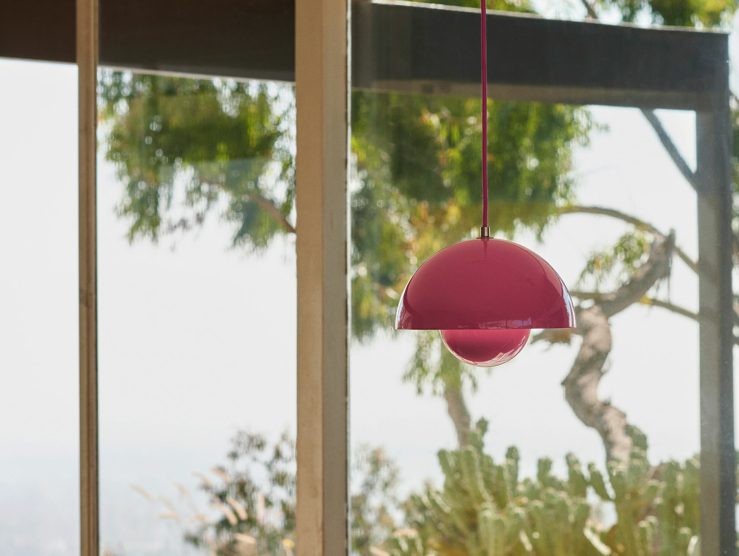 Andtradition flowerpot vp1 tangy pink ls