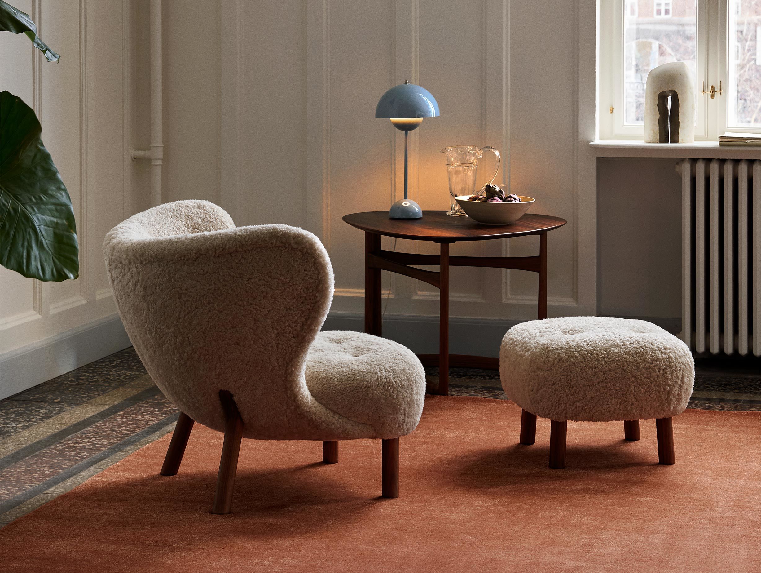 Andtradition little petra lounge chair pouf 2