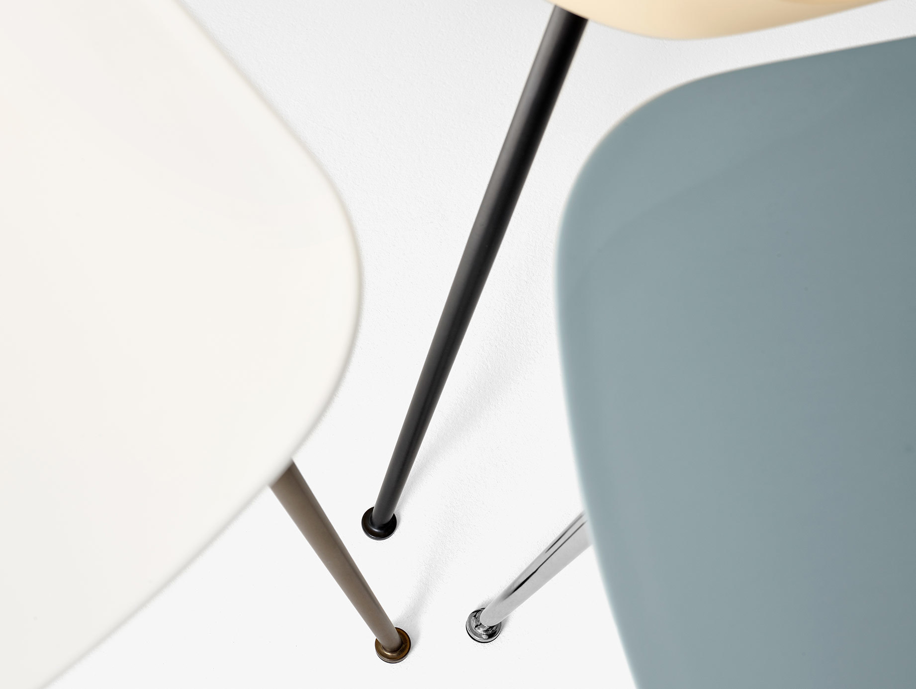 Andtradition rely chair tube leg finishes 1