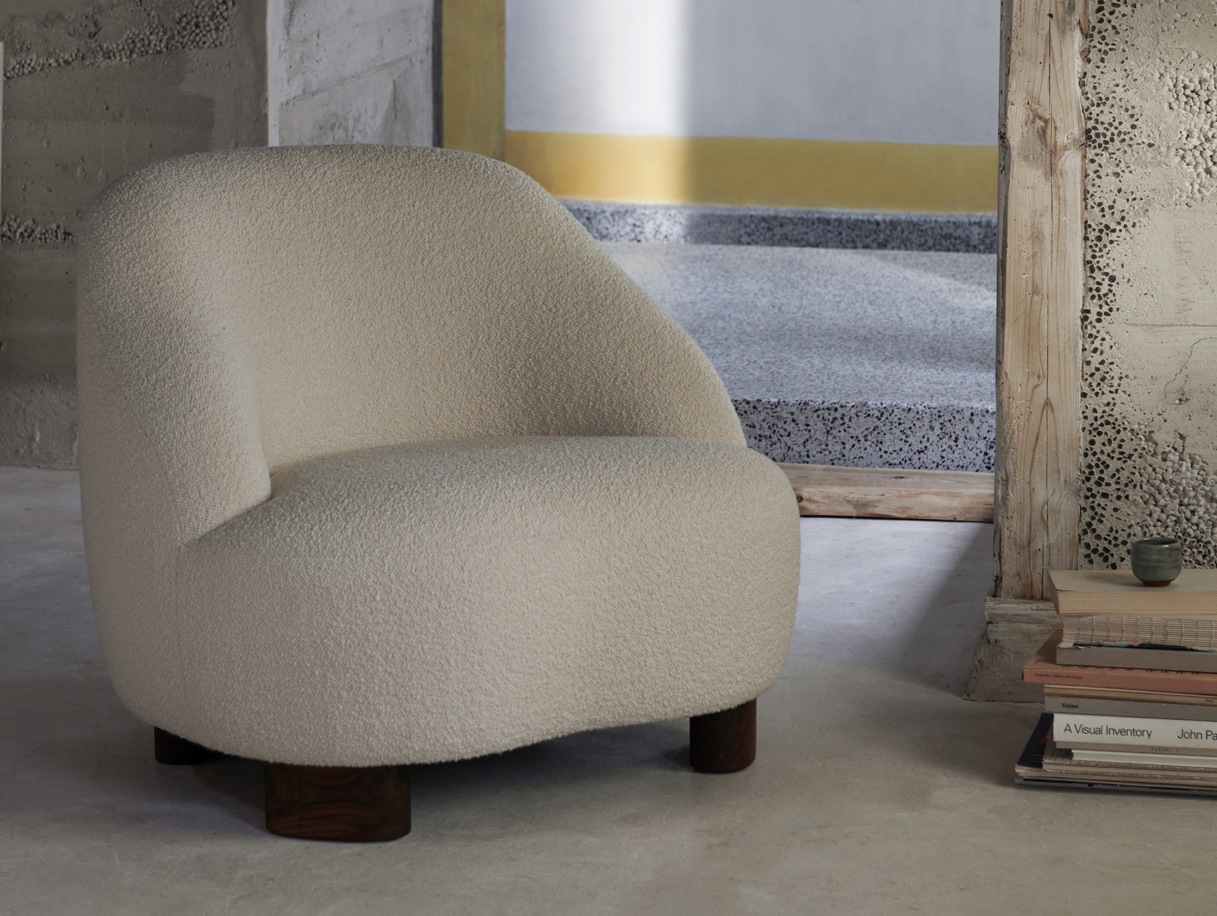 Tradition louise liljencrantz margas lc1 lounge chair oiled walnut lifetsyle 2