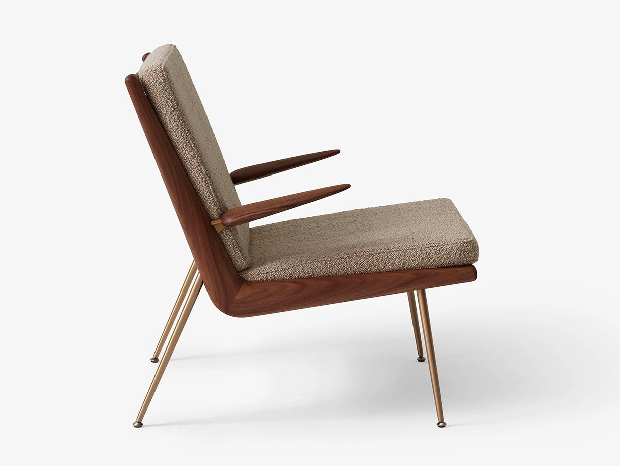 And Tradition Boomerang Lounge Chair side with arms Walnut Karakorum 003 Hvidt Molgaard