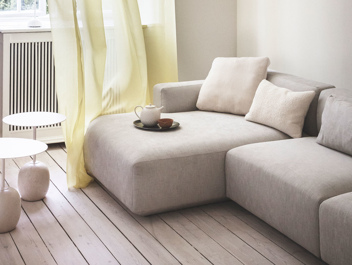 And Tradition Develius sofa detail