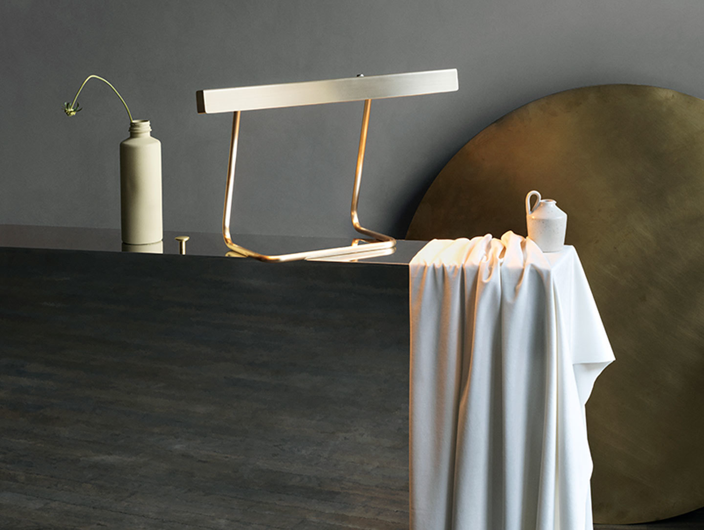 Anour T Model Table Lamp