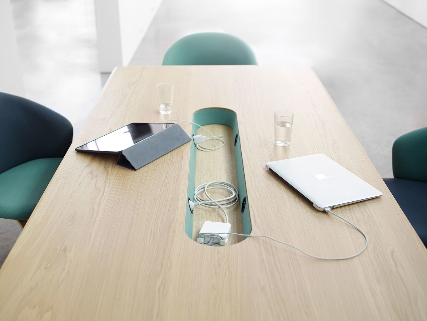 Arco Grid Work Conference Table detail 1 Jonathan Prestwich