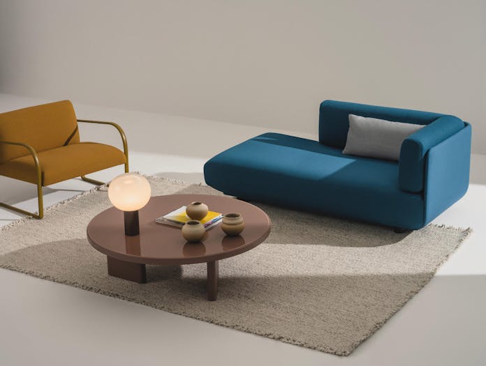 Arper Doshi Levien Roopa Coffee Table Round Lifestyle 2