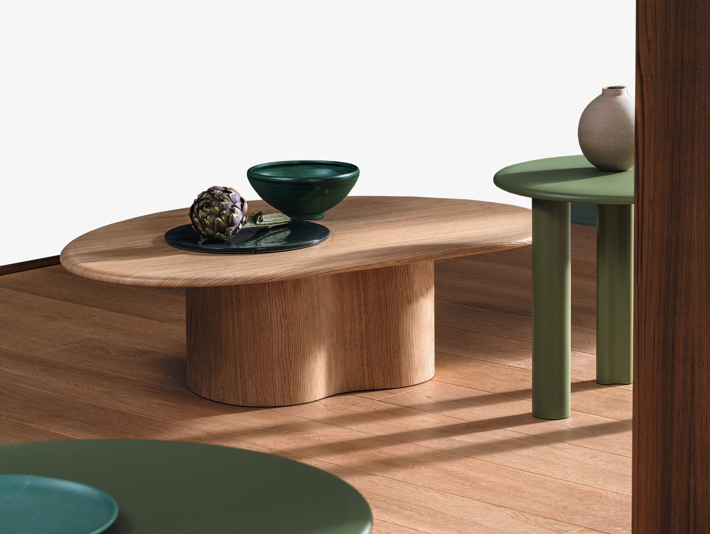 Arper lievore altherr ghia table central lifestyle3