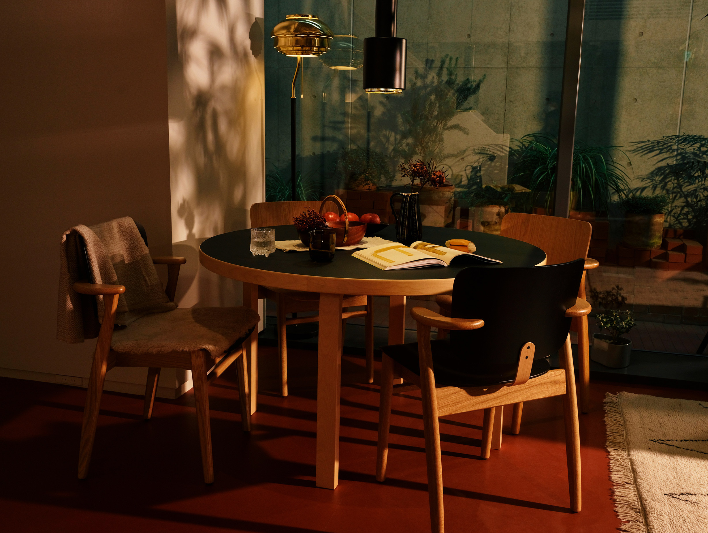 Artek ilmari tapiovaara domus chair lifestyle 10