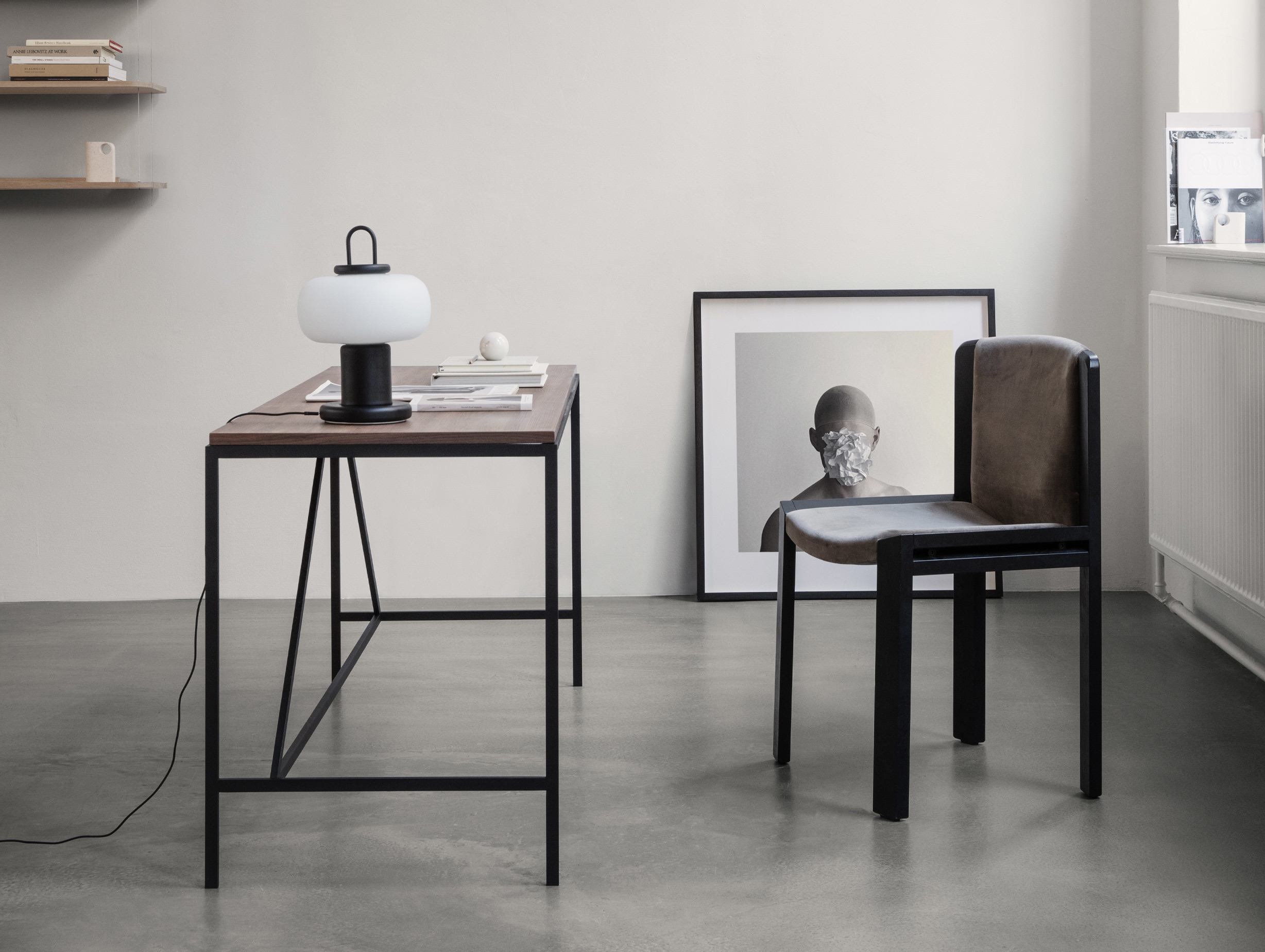 Astep alfredo haberli nox table lamp black lifestyle2