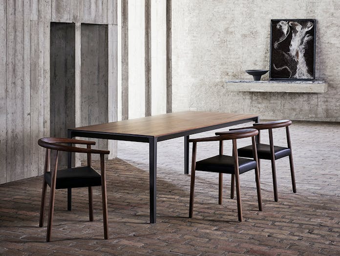 Bensen able table tokyo chairs walnut
