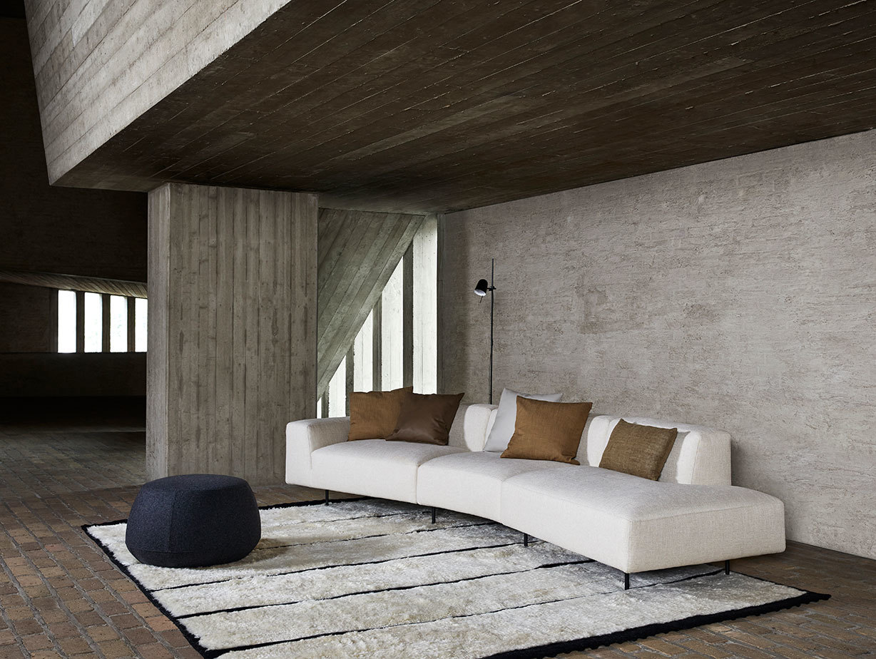 Bensen endless sofa ile pouf dk