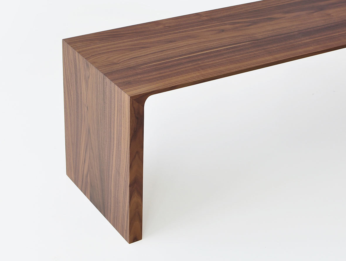 Bensen radii bench walnut detail 1