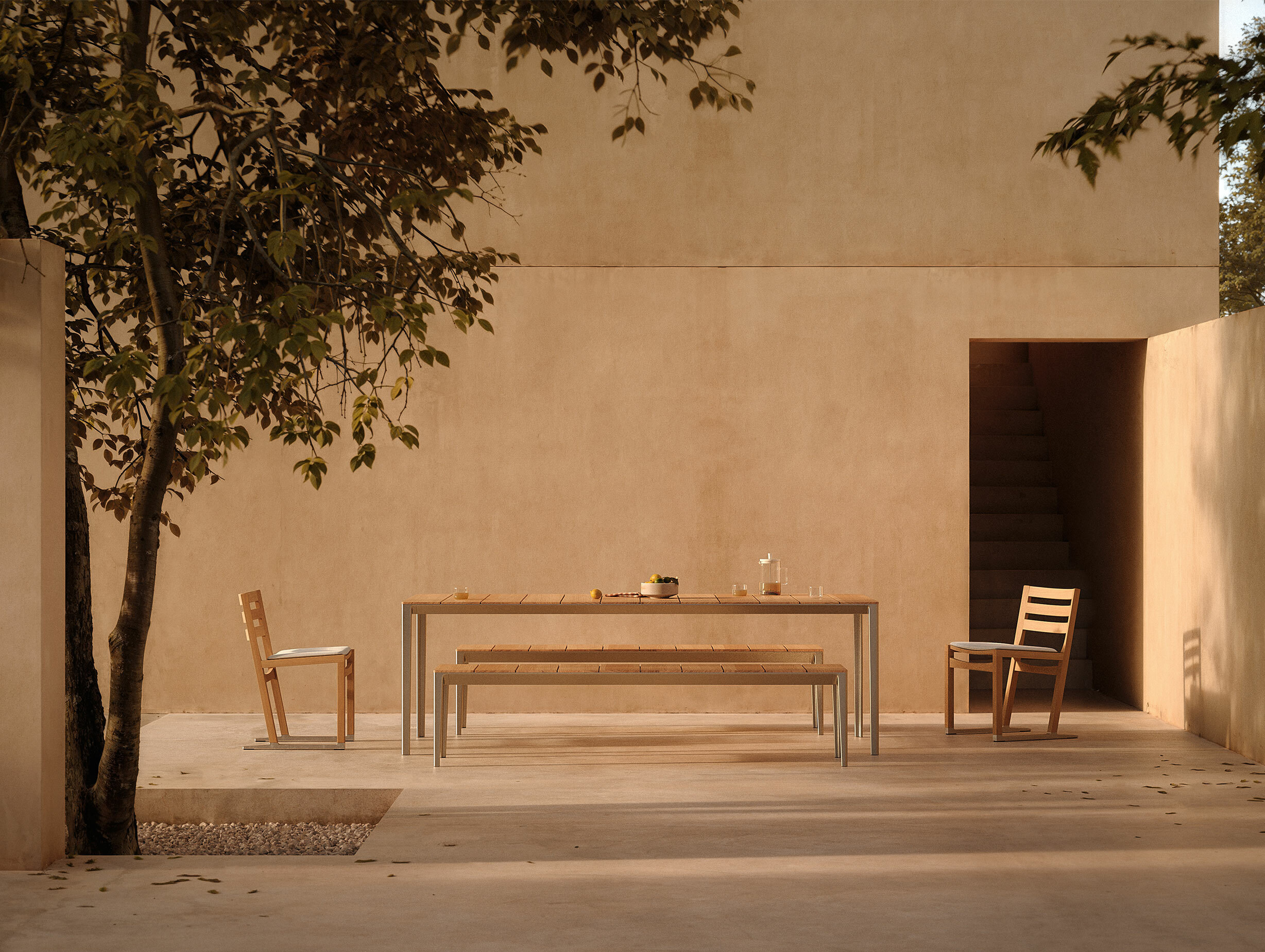 Bensen lean outdoor chair story 1