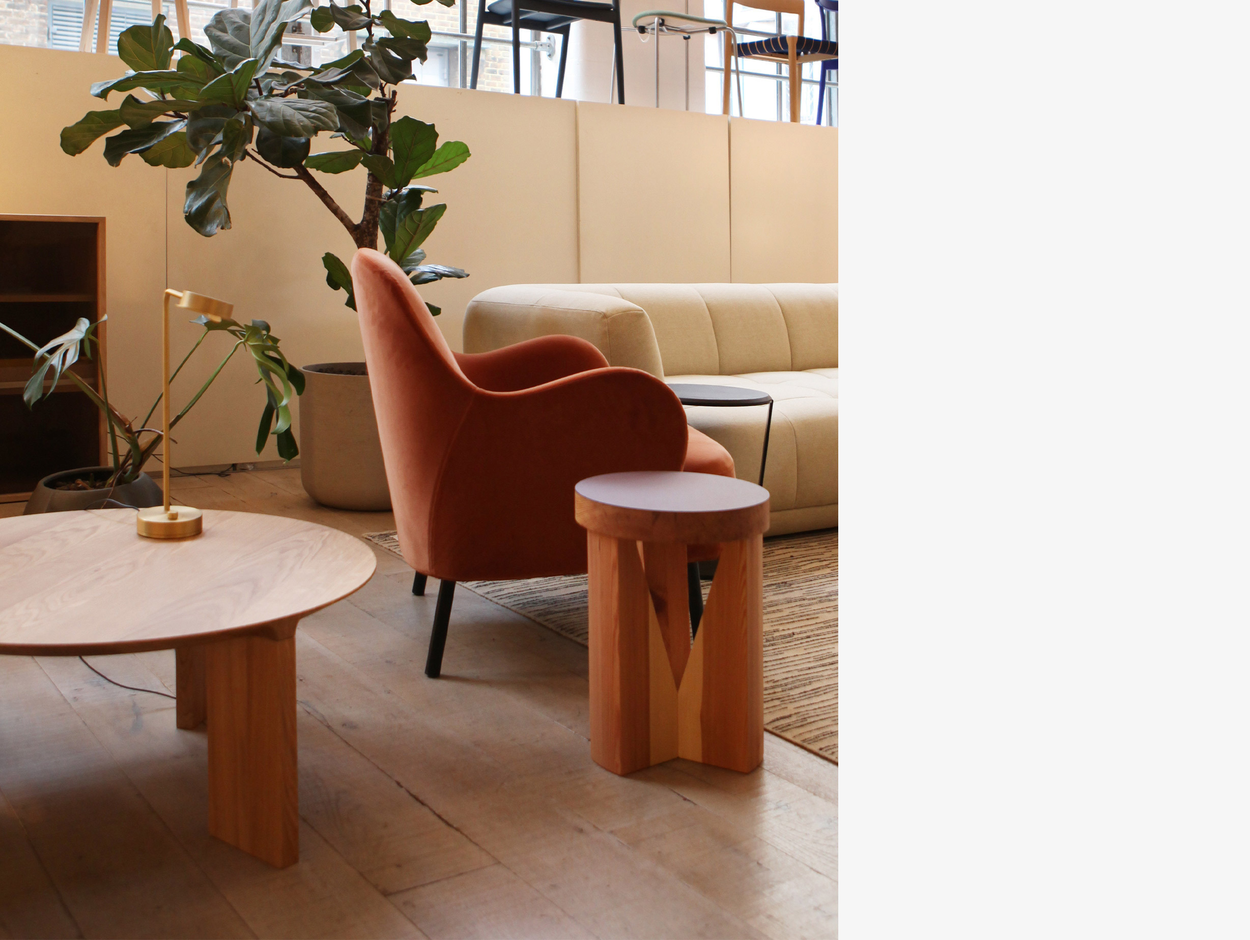 Bensen neils bendtsen radii coffee table oak 80x35 lifestyle3