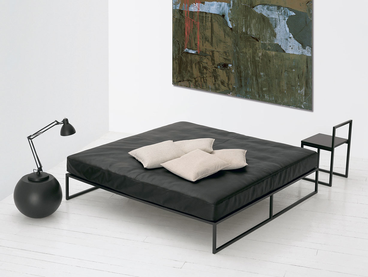 Cappellini Fronzoni 64 Bed Anthracite 2 A G  Fronzoni