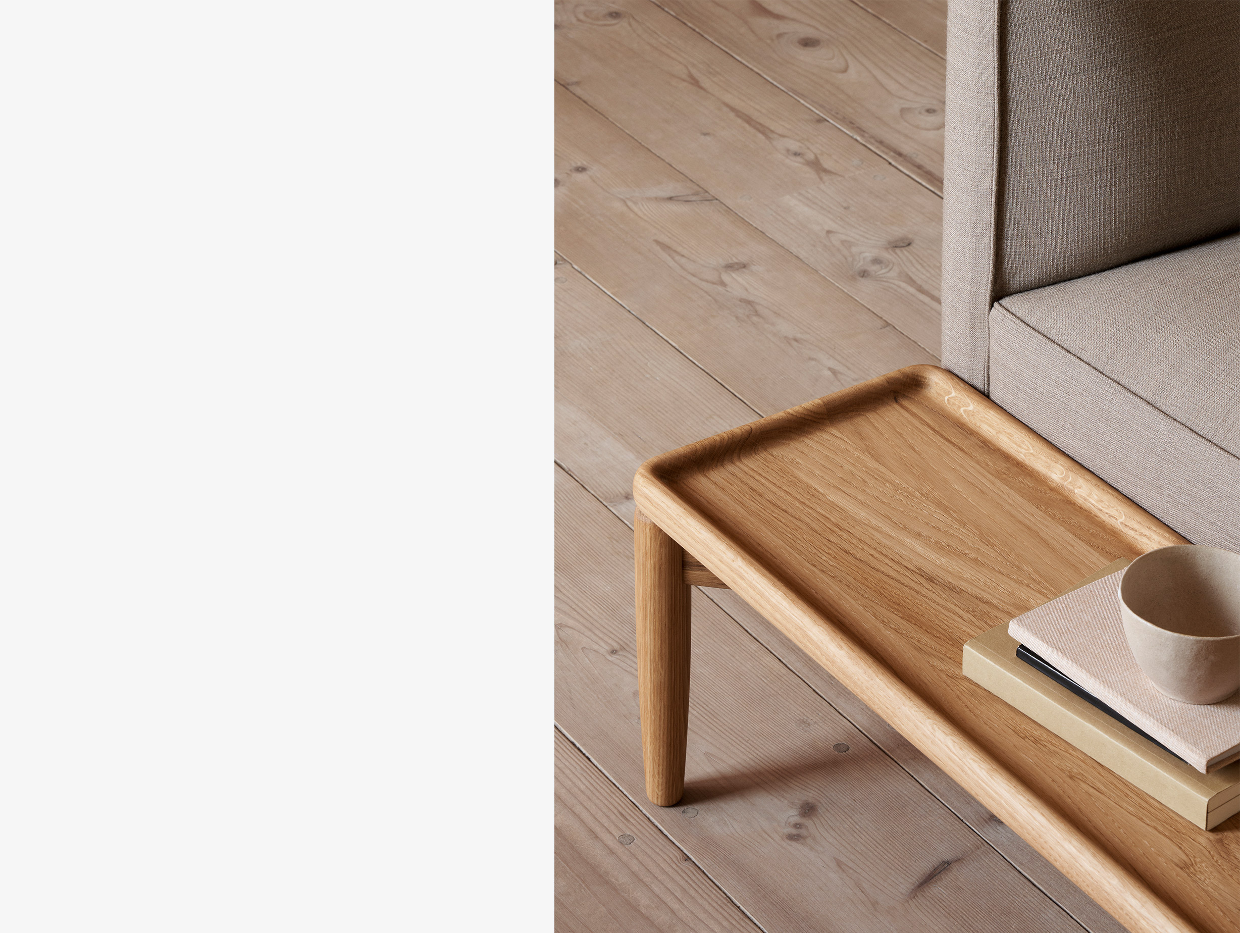 Carl hansen EOOS E300 embrace sofa lifestyle