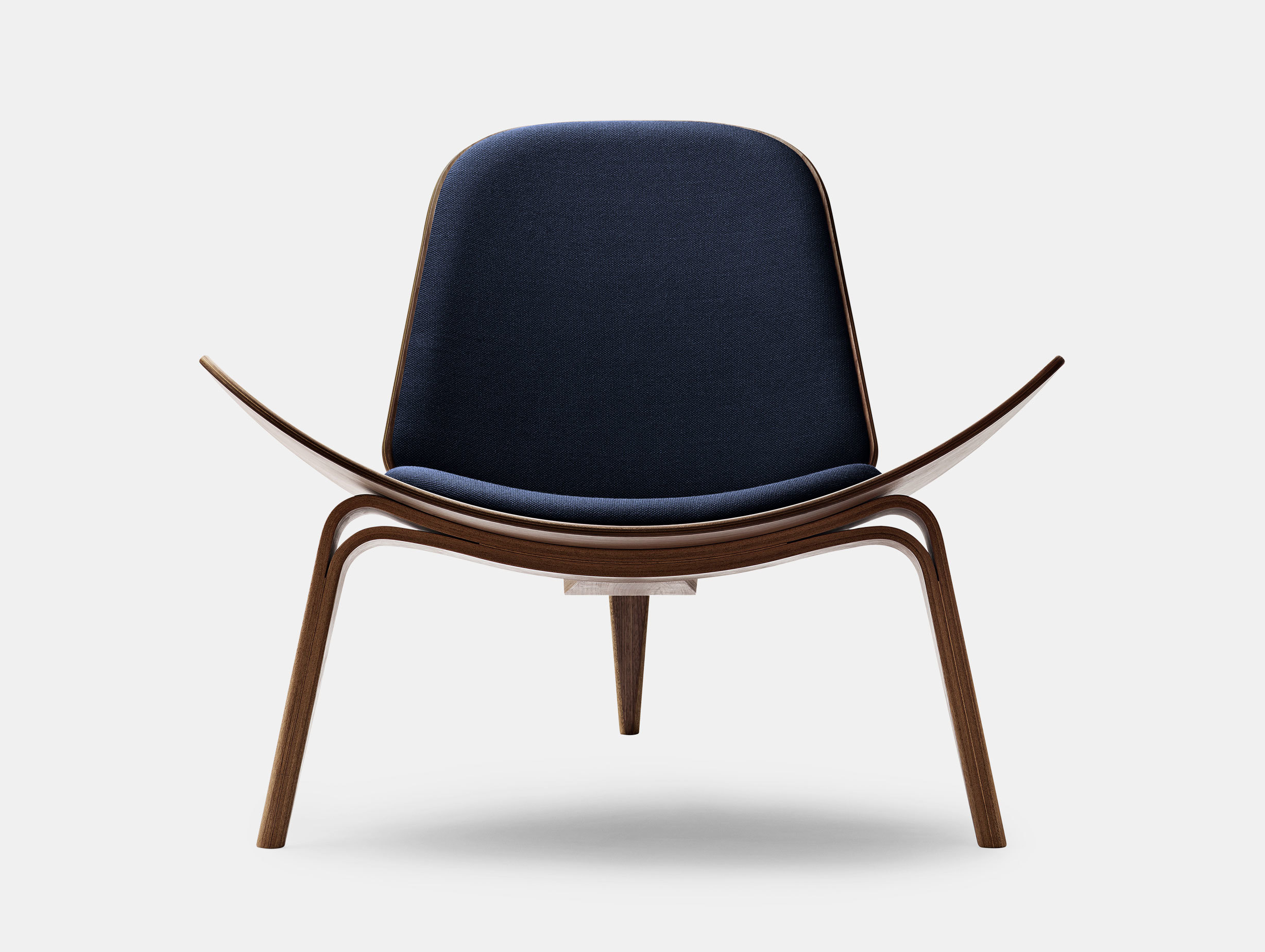 Carl Hansen Ch07 Shell Chair Walnut Hans Wegner 5